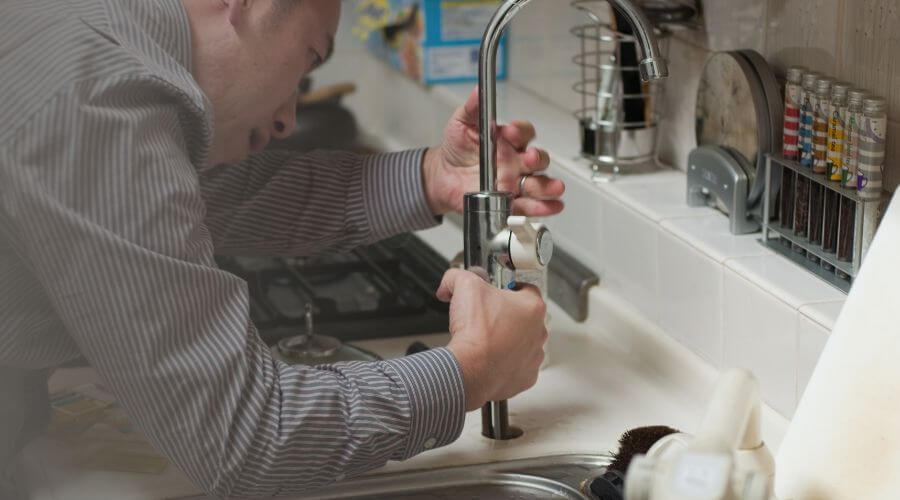 Local tankless water heater installation in Dewar, IA